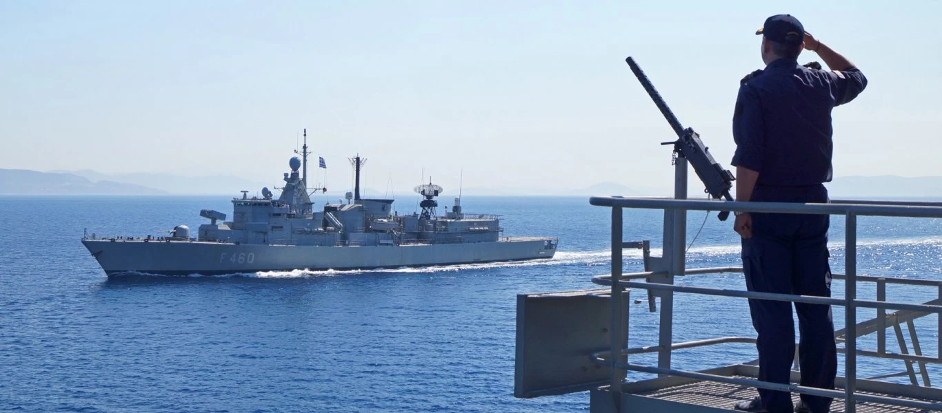 Πολεμικό Ναυτικό: Καραντίνα 7 ημερών στο πλοίο για όσους δεν θέλουν να εμβολιαστούν